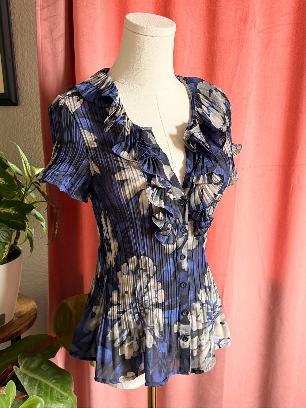 Vintage Y2K Sunny Leigh Blue Floral Ruffle Plisse Button-Down Blouse